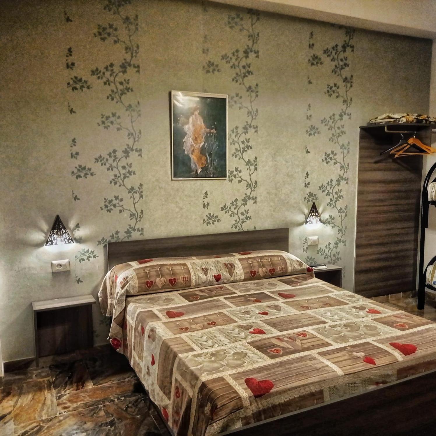 Confy Apartments Pompei Luaran gambar